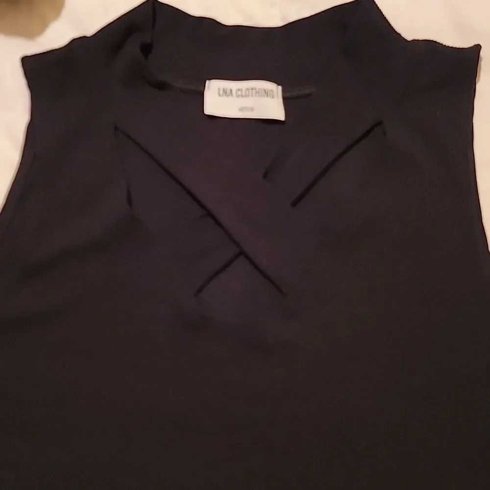 LNA black cross